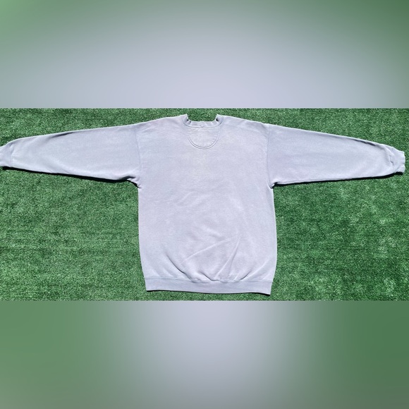 Vintage 80’s Levi’s Embroidered Blank Lavender Sweatshirt Men’s Large USA Made - Picture 7 of 10